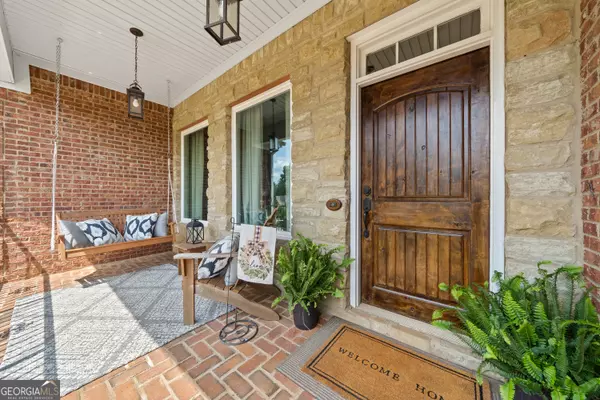 Forsyth, GA 31029,104 Old Oak DR