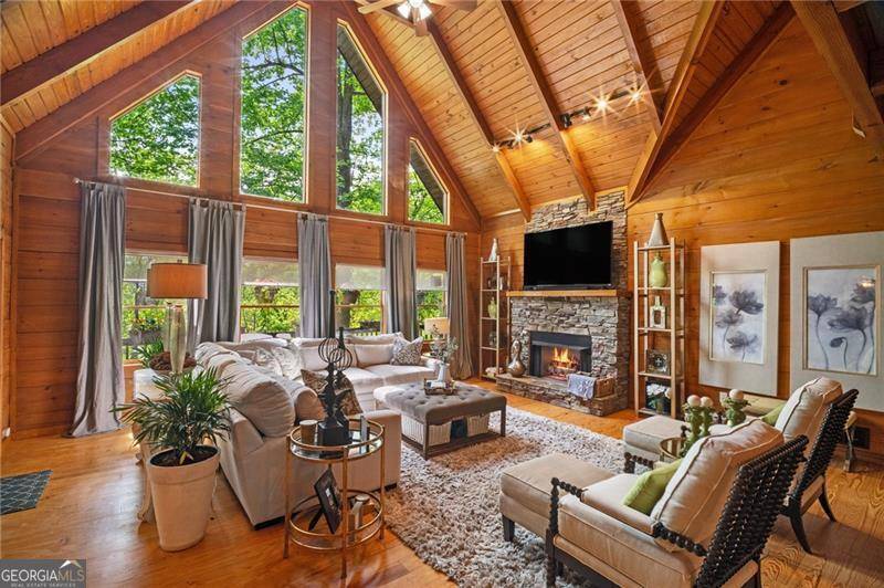 Jasper, GA 30143,334 Little Pine Mountain RD