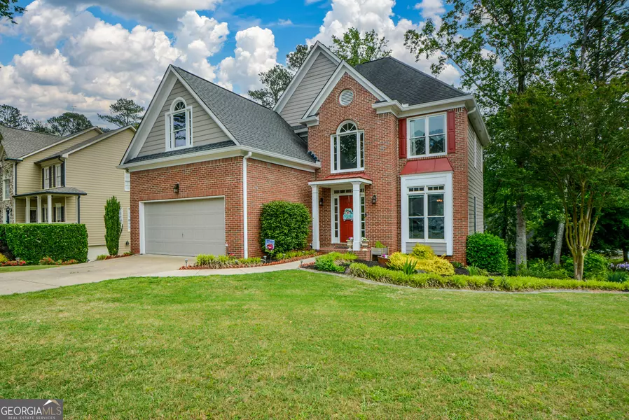2002 Fairbrook LN, Woodstock, GA 30189