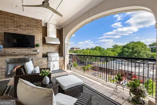 Alpharetta, GA 30009,50 Canton ST #406