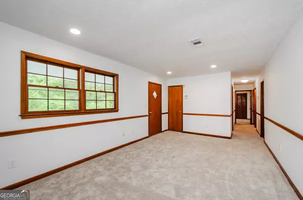 Stone Mountain, GA 30087,2923 Bicentennial DR