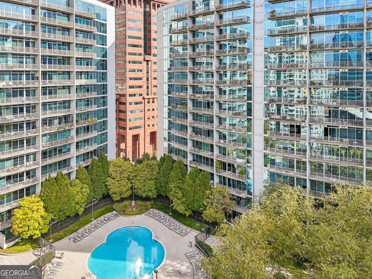 Atlanta, GA 30309,950 W Peachtree ST NW #1214