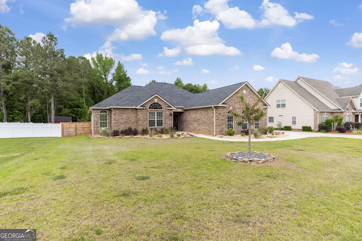 Centerville, GA 31028,303 Collins Estate AVE