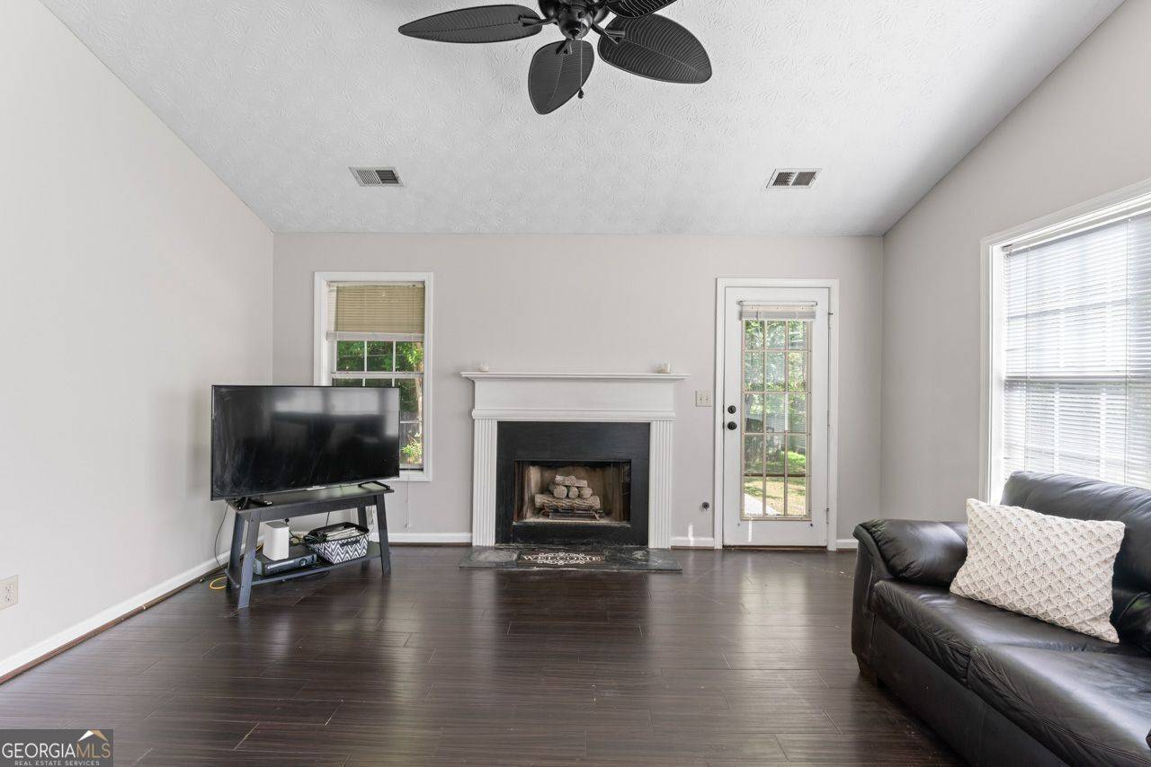 Fayetteville, GA 30214,135 Gingercake CT