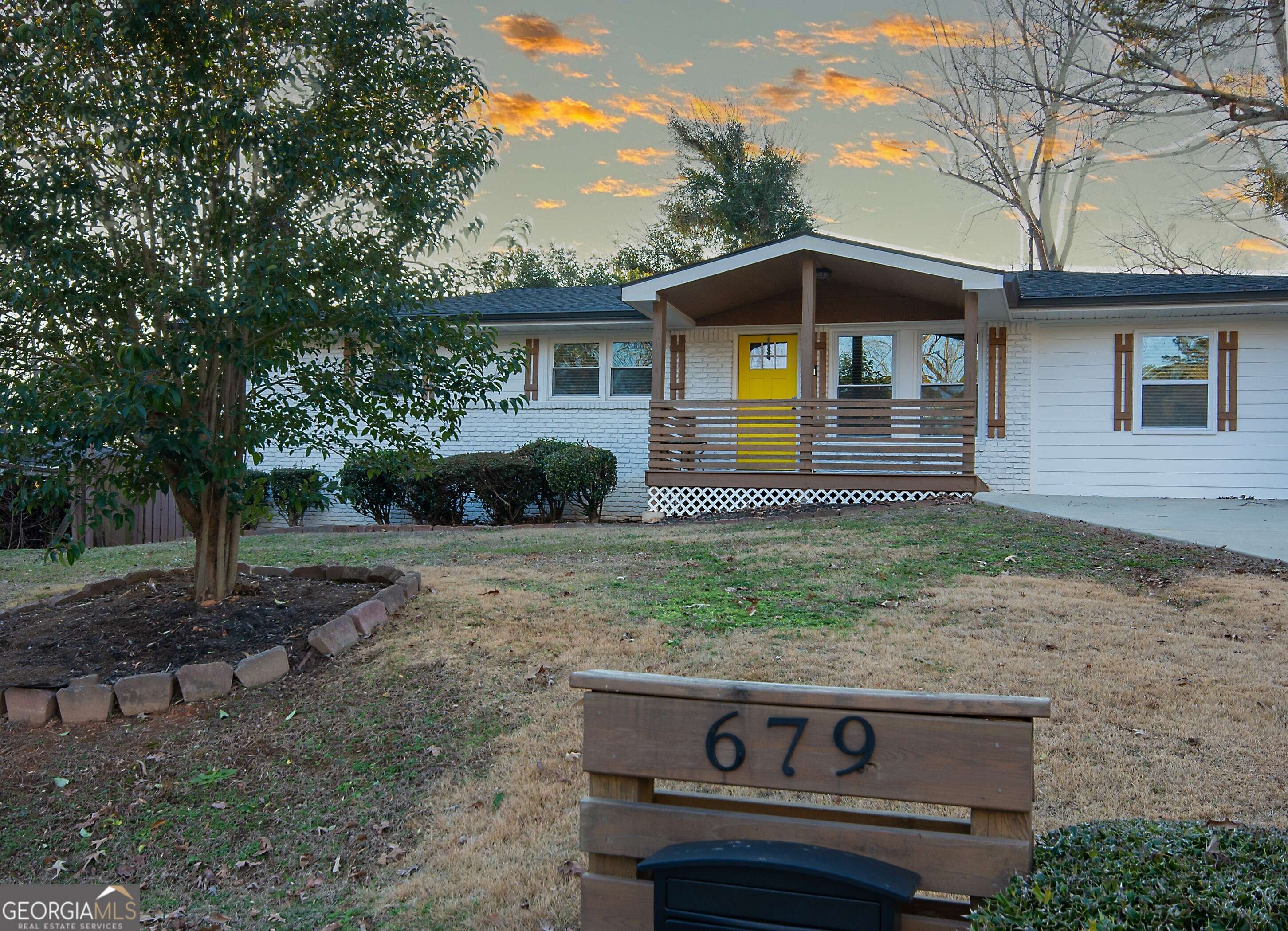 679 Montevista ST, Atlanta, GA 30310