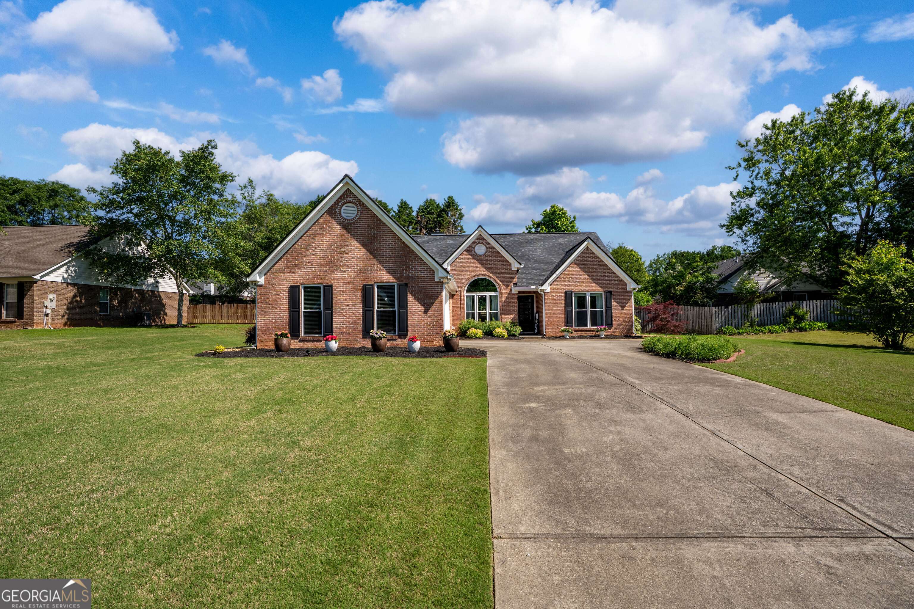 7095 Valley Landing CT,  Cumming,  GA 30041