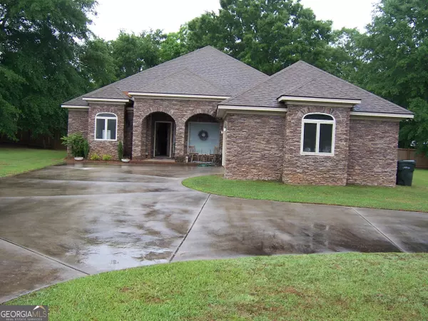 233 Lake Lillian DR,  Perry,  GA 31069