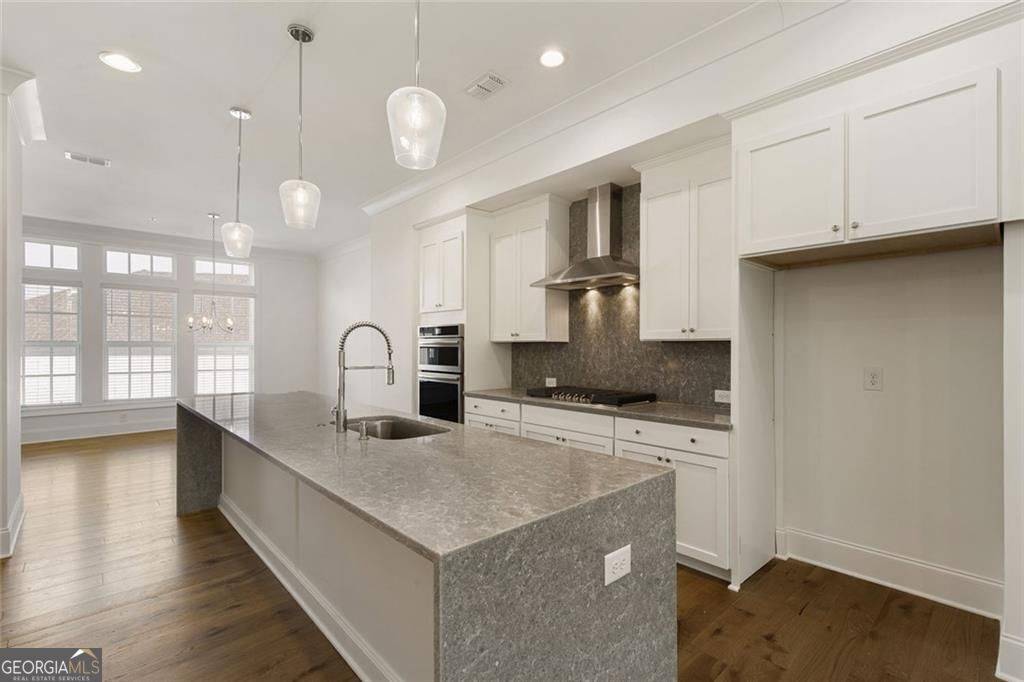 Sandy Springs, GA 30328,6790 Encore BLVD