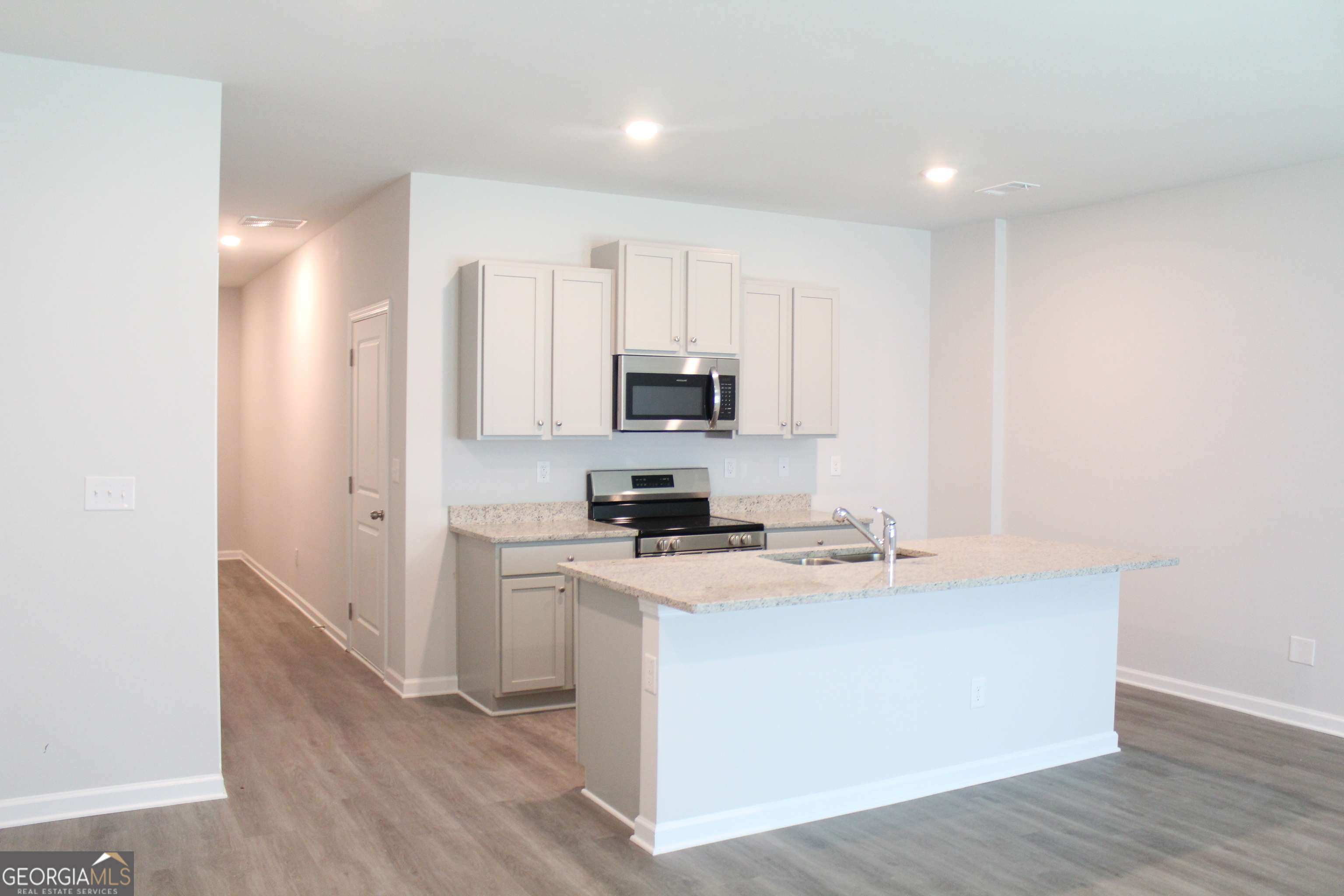 Milledgeville, GA 31061,135 RED OAK TRL
