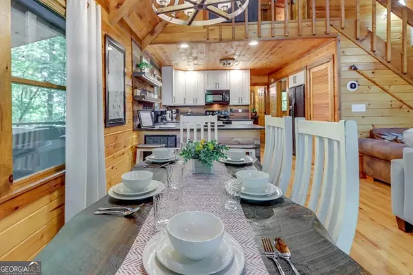 Mineral Bluff, GA 30559,162 Little Falls DR