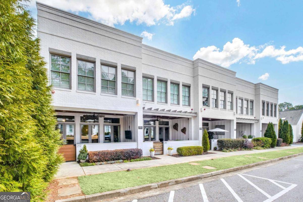 Woodstock, GA 30188,212 Sessions ST
