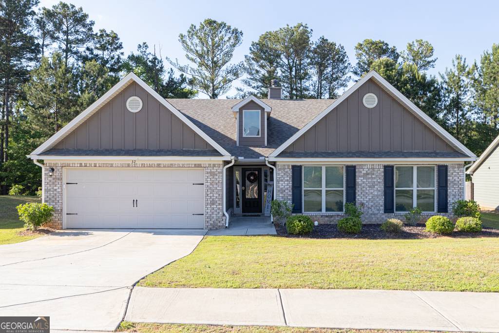 32 Livingston CT, Winder, GA 30680