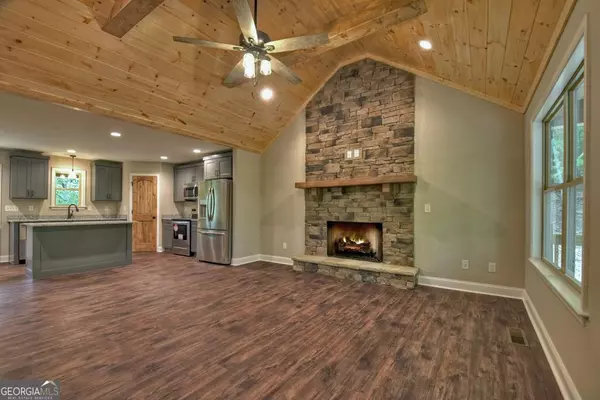 Ellijay, GA 30540,297 Oneida CIR