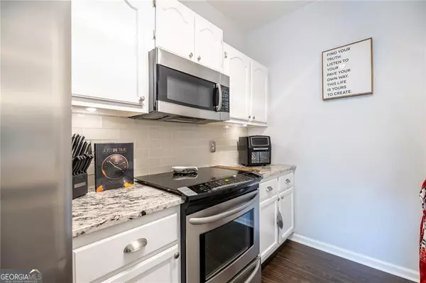 Atlanta, GA 30324,2700 Pine Tree RD NE #2204