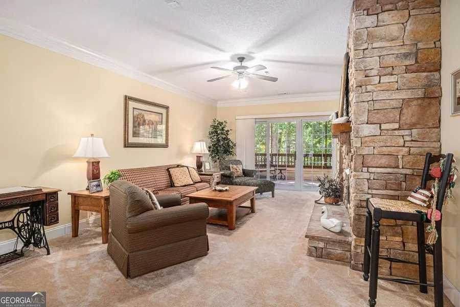 94 Gleneagle CT #C202, Clayton, GA 30525