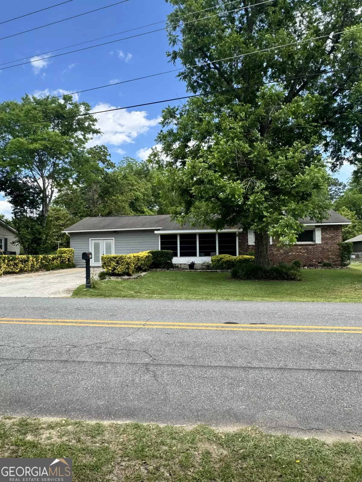 Warner Robins, GA 31093,203 Pinecrest DR