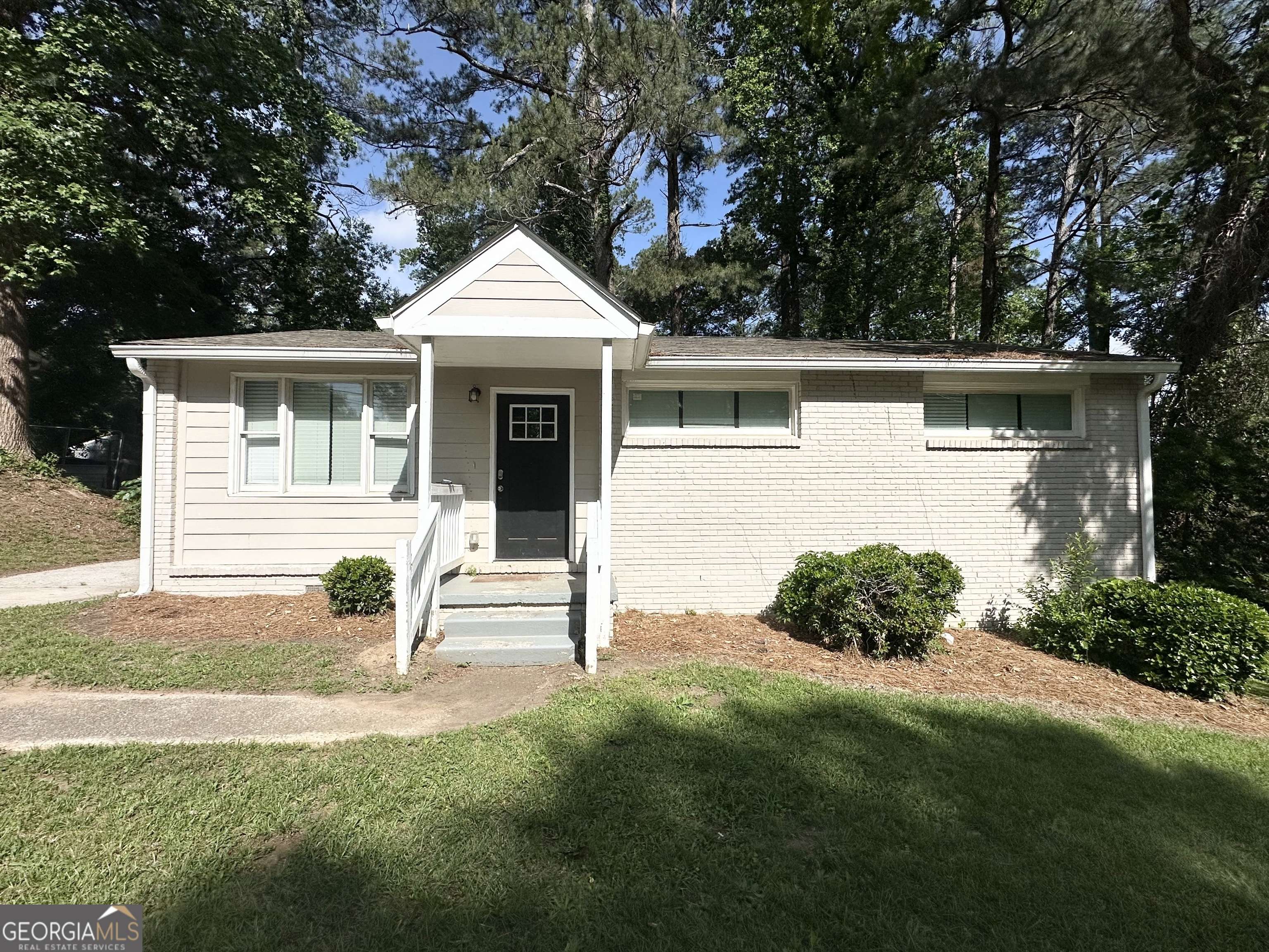 Atlanta, GA 30354,3317 Renault RD SE