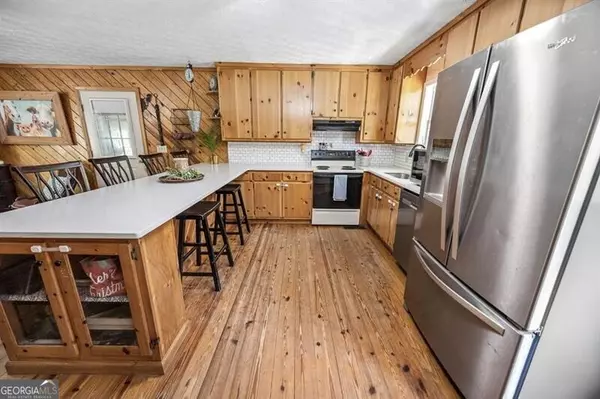 Talking Rock, GA 30175,364 Stephen Thomas DR