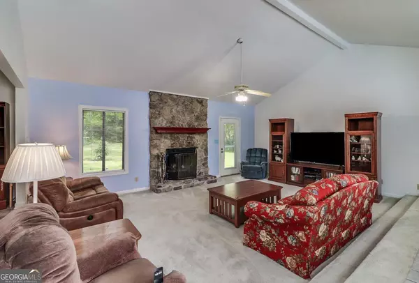 Loganville, GA 30052,3739 Lake Carlton RD