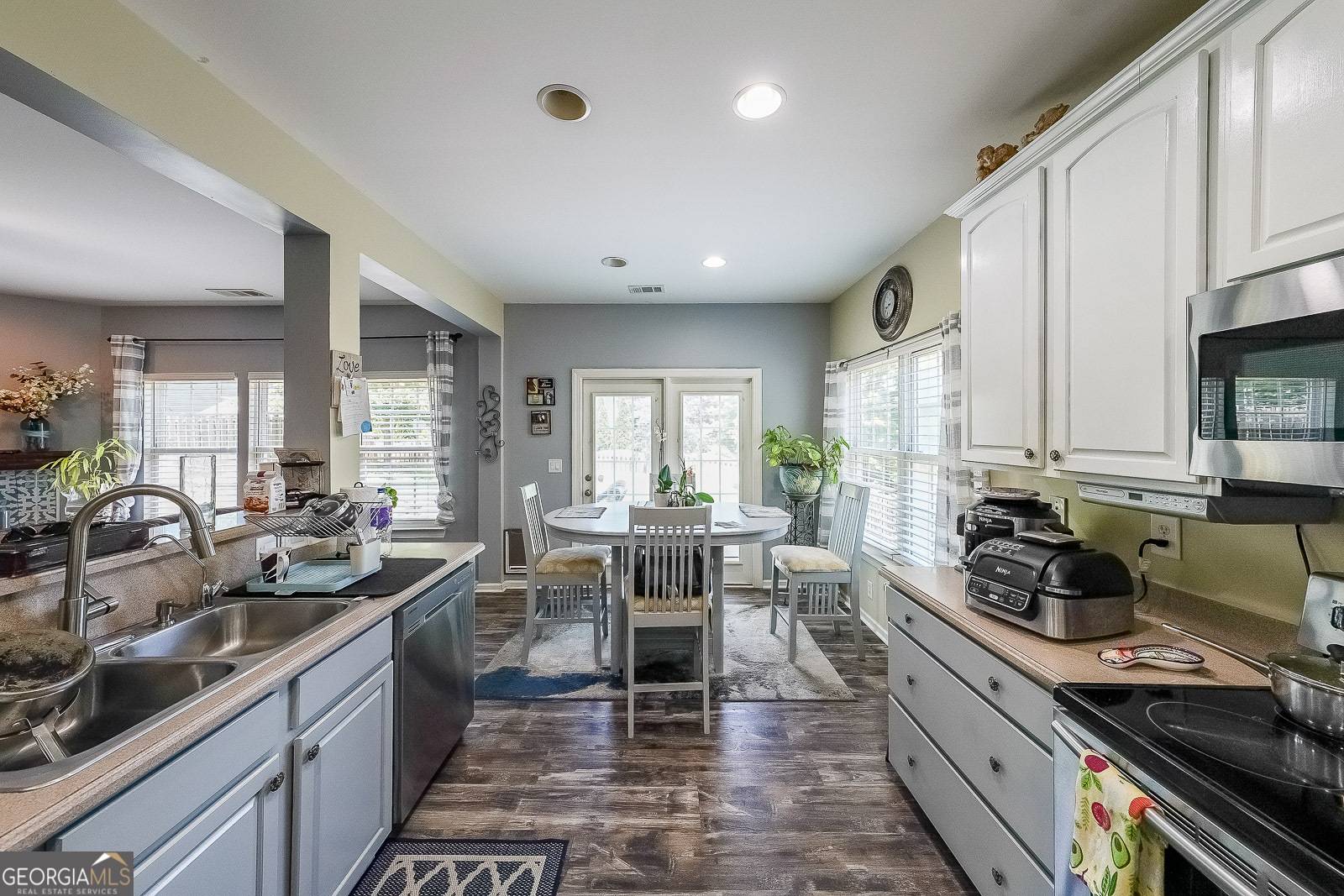 Flowery Branch, GA 30542,7835 Keepsake LN
