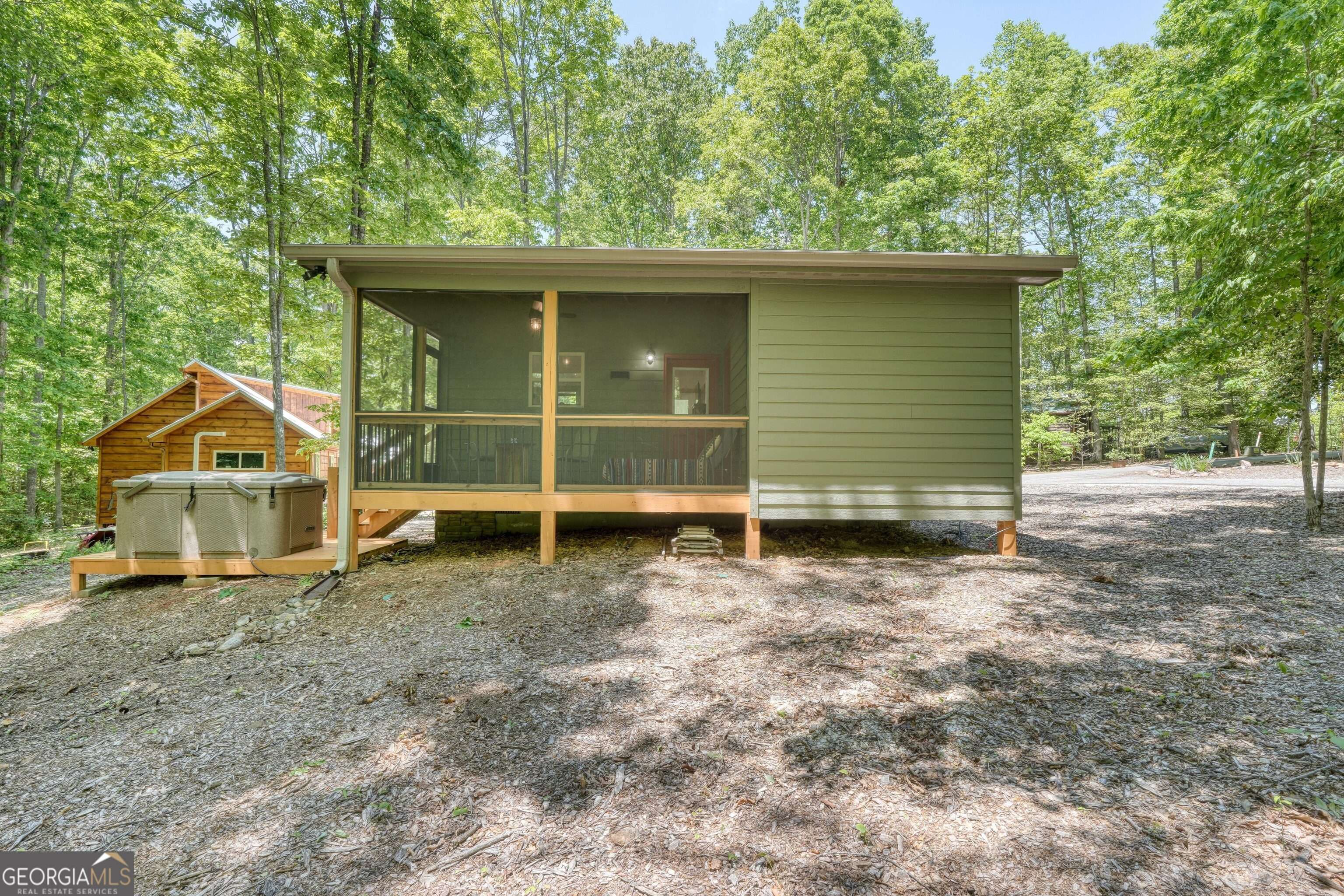 Blairsville, GA 30512,423 Chimney RDG