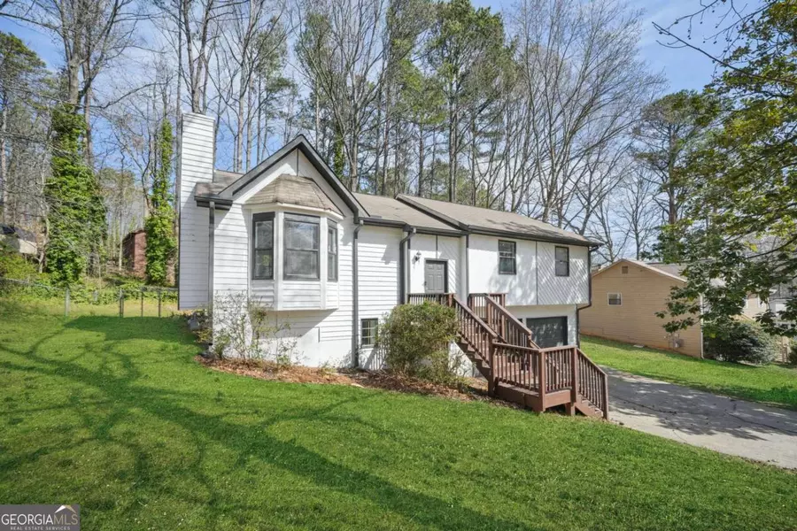 5570 Deerfield PL NW, Kennesaw, GA 30144