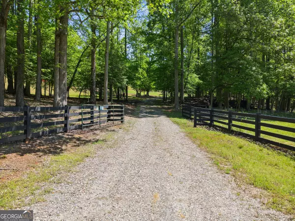 Cleveland, GA 30528,457 Celie Ann Seabolt RD
