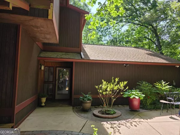 Woodstock, GA 30188,406 Vivian WAY