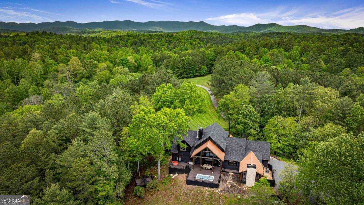 Ellijay, GA 30540,312 Charles RD