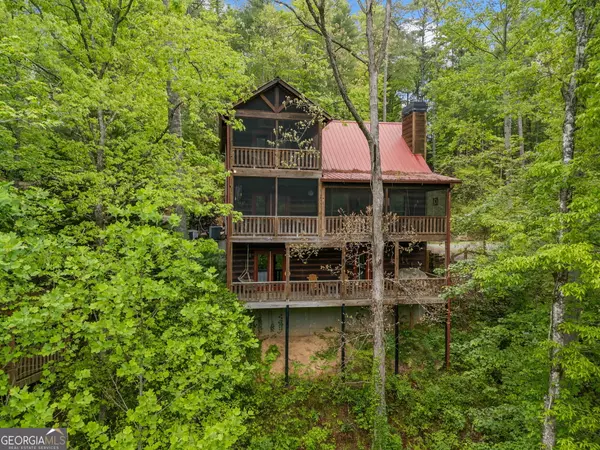 Ellijay, GA 30540,511 Walker RDG