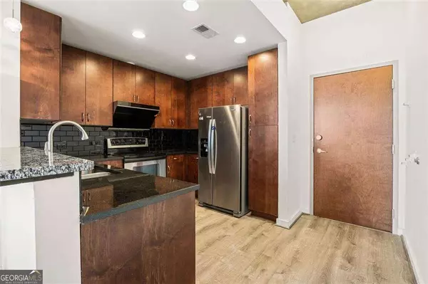 Atlanta, GA 30308,860 PEACHTREE ST NE #2209