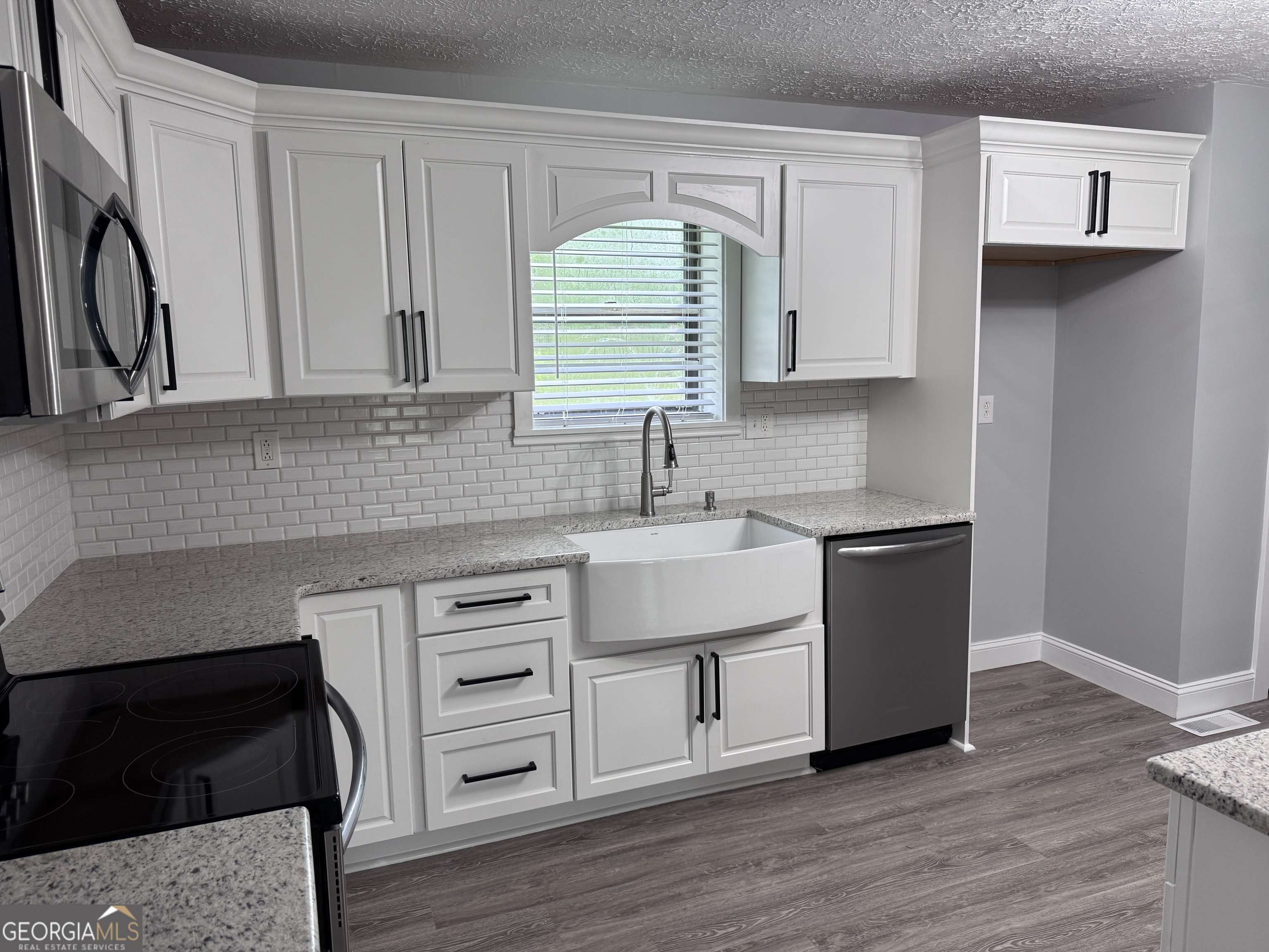 Centre, AL 35960,10 Woodland DR