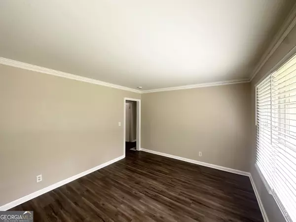 Atlanta, GA 30331,2165 Pemberton RD