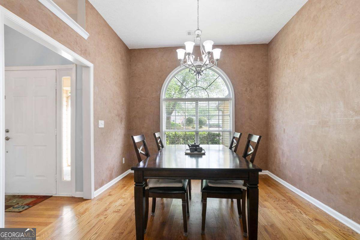 Suwanee, GA 30024,174 Saint Georges CT