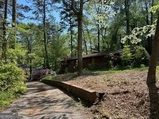 1053 ALLGOOD RD, Stone Mountain, GA 30083
