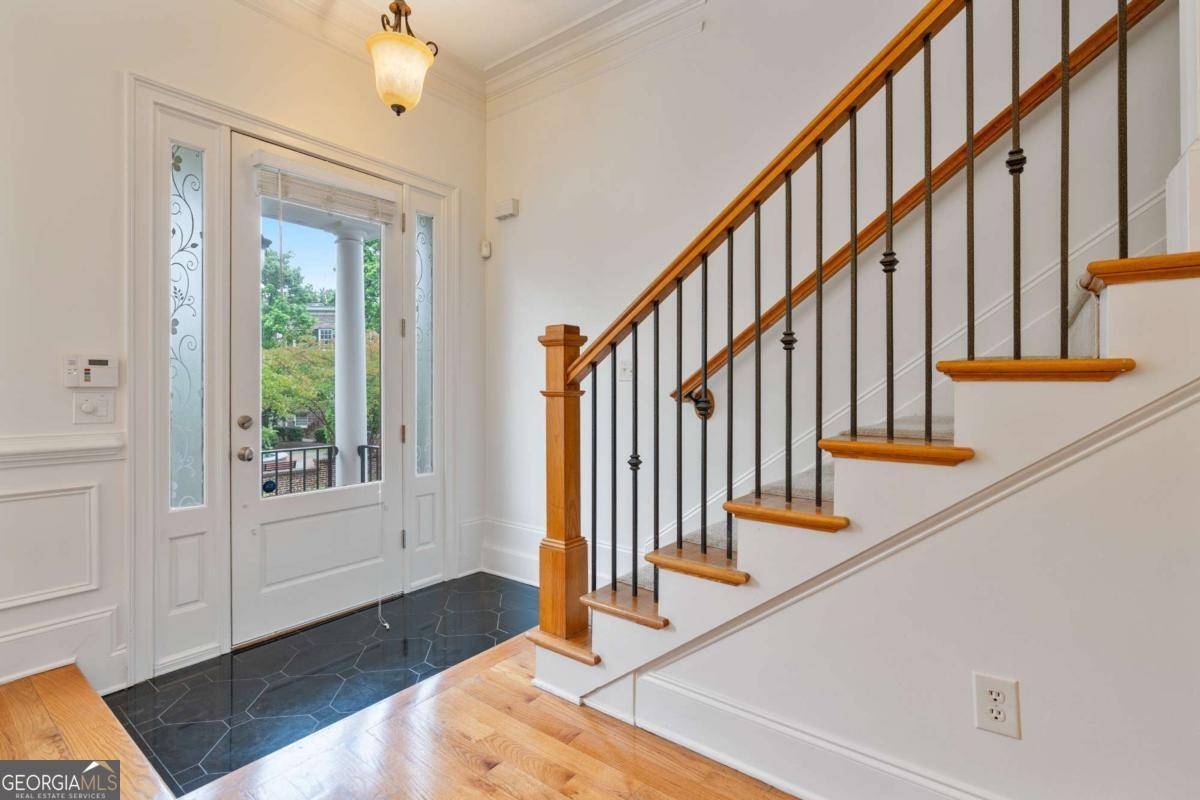 Sandy Springs, GA 30328,1003 Pearl PT NE