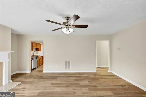 Ellenwood, GA 30294,5669 Blackberry ROW