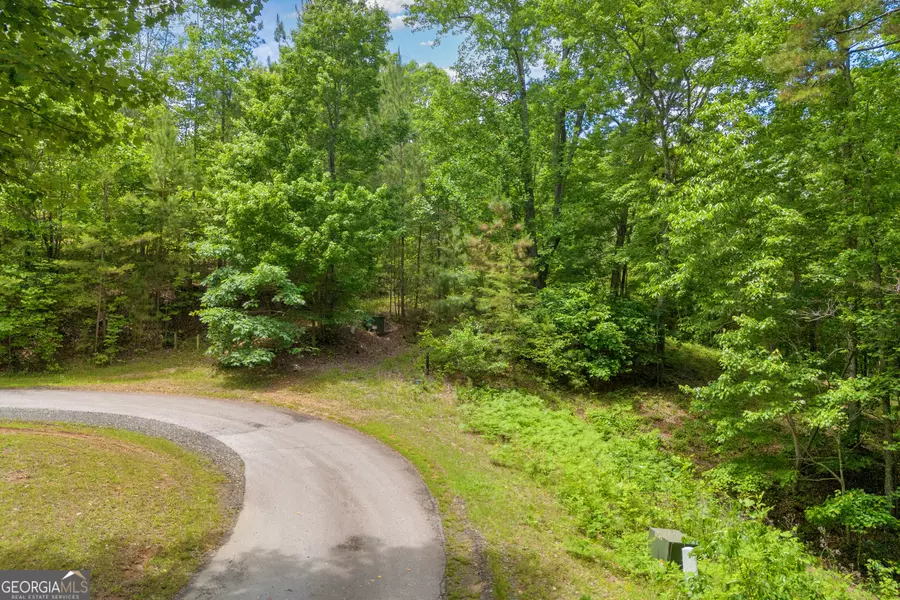 5 Edgewater TRL, Toccoa, GA 30577