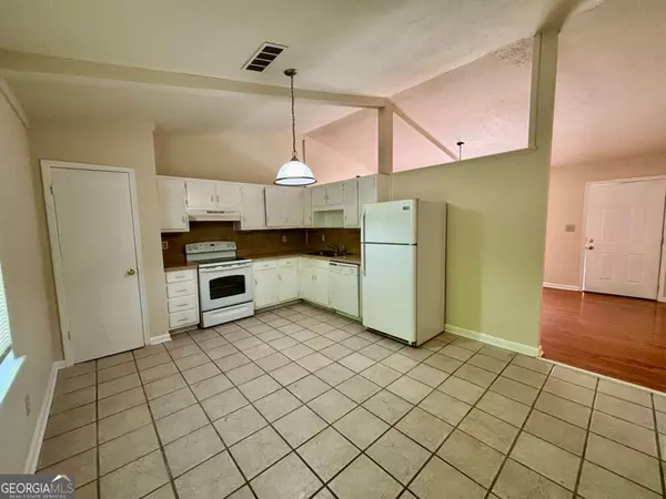Lawrenceville, GA 30044,880 Stillwater LN