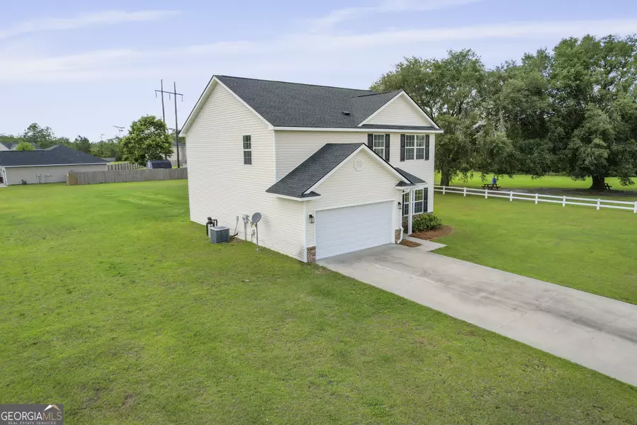 131 Mustang LN NE, Ludowici, GA 31316