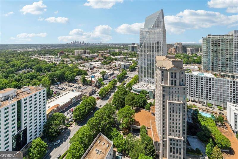Atlanta, GA 30326,3324 PEACHTREE RD #2906