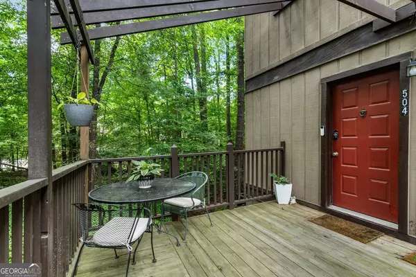 Atlanta, GA 30350,504 River Run DR