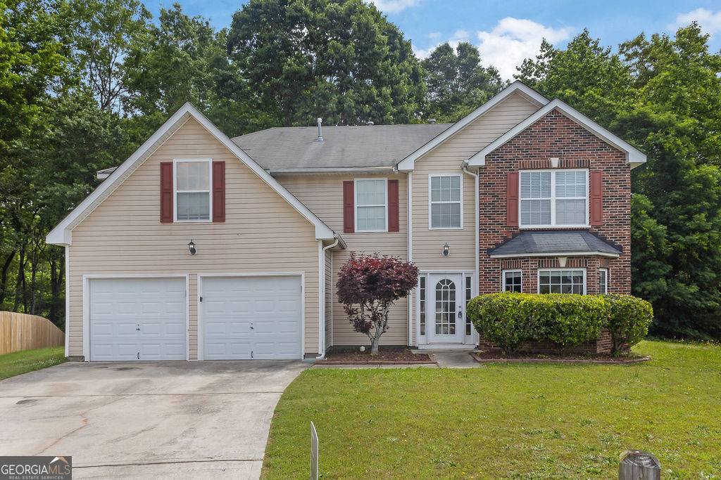 6032 Trotters CIR, Fairburn, GA 30213