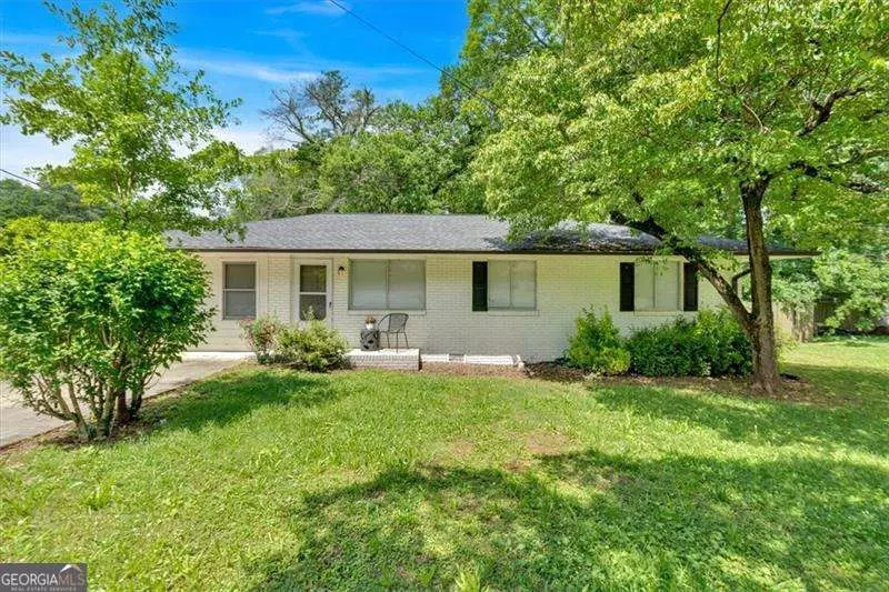 5 Beaureguard ST, Cartersville, GA 30120