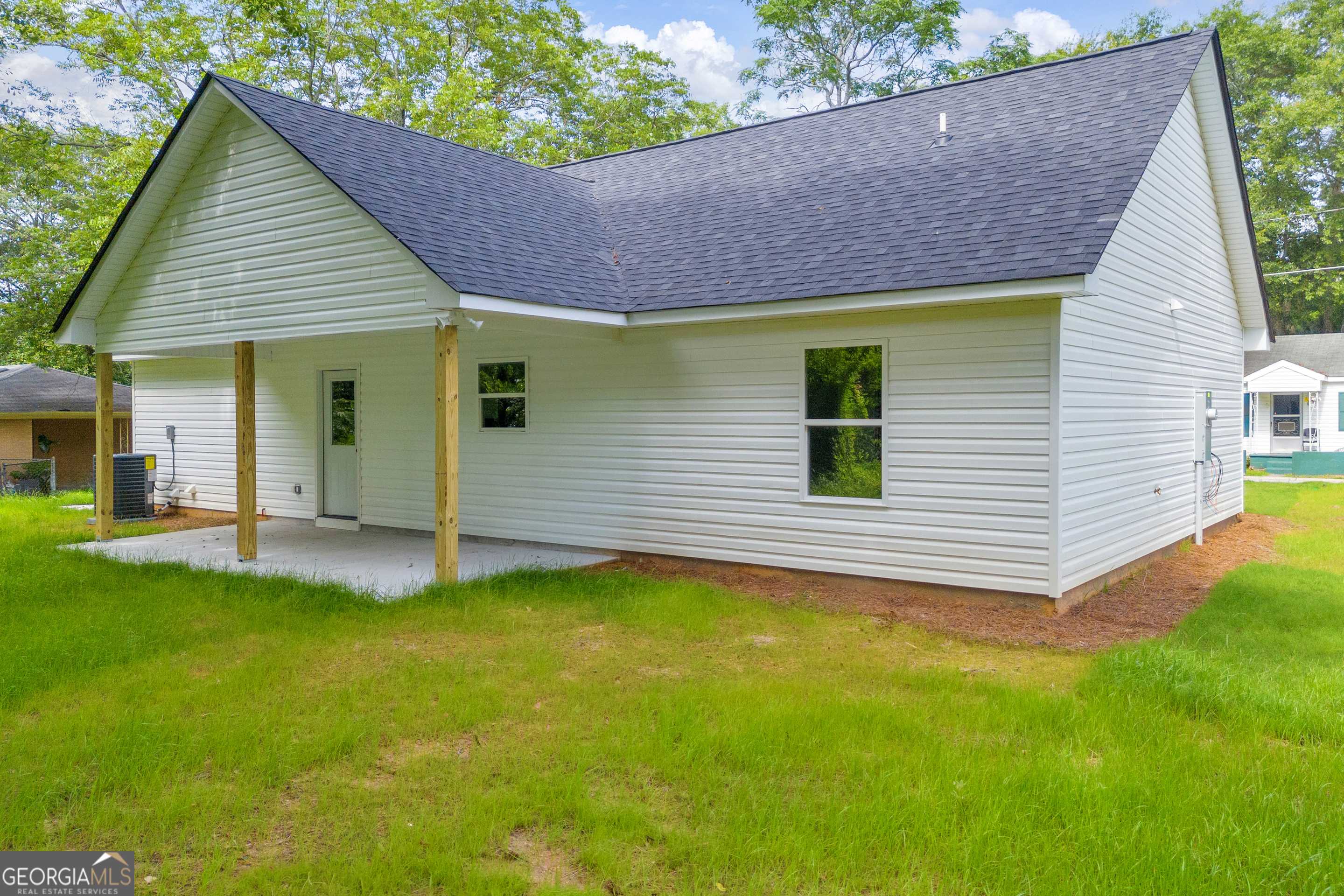 Hartwell, GA 30643,350 Maple ST