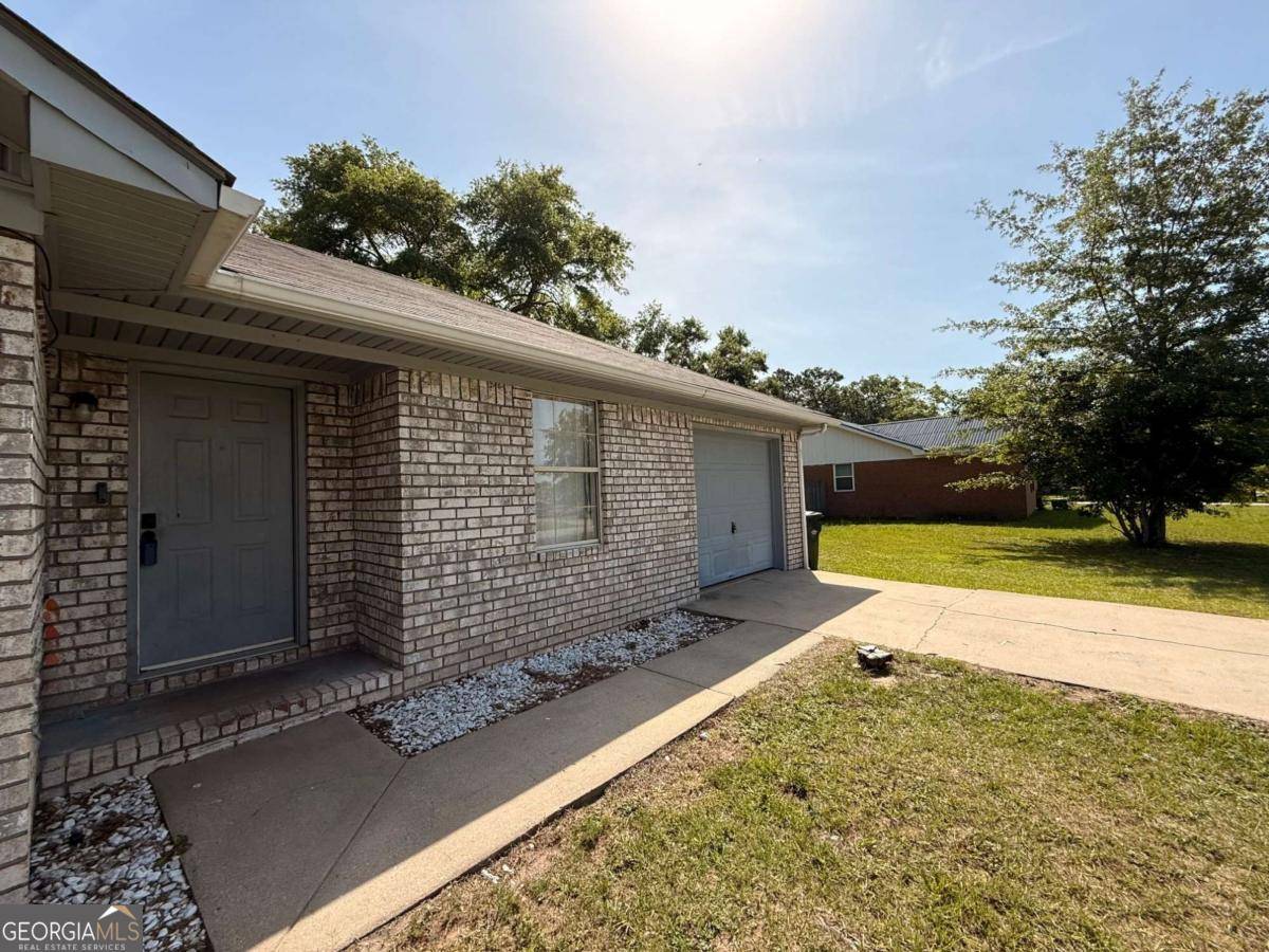 Hinesville, GA 31313,263 Sabreena CIR