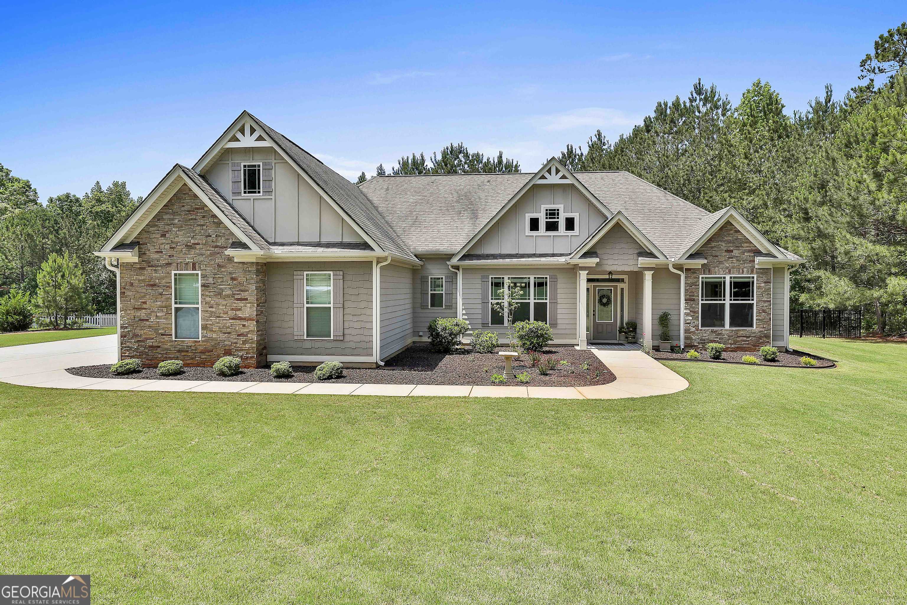 45 Coral Ridge CT, Palmetto, GA 30268