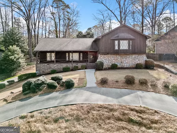 1905 Castleway LN NE, Atlanta, GA 30345