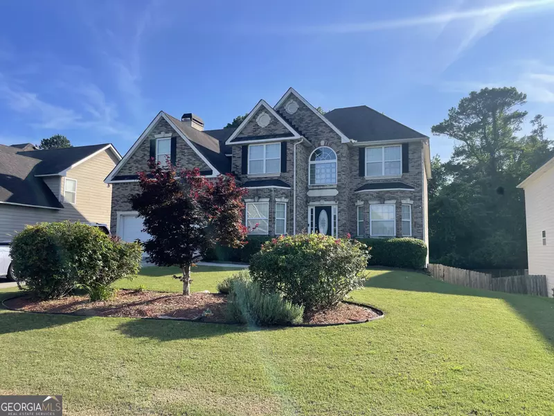 582 Georgia CIR, Loganville, GA 30052