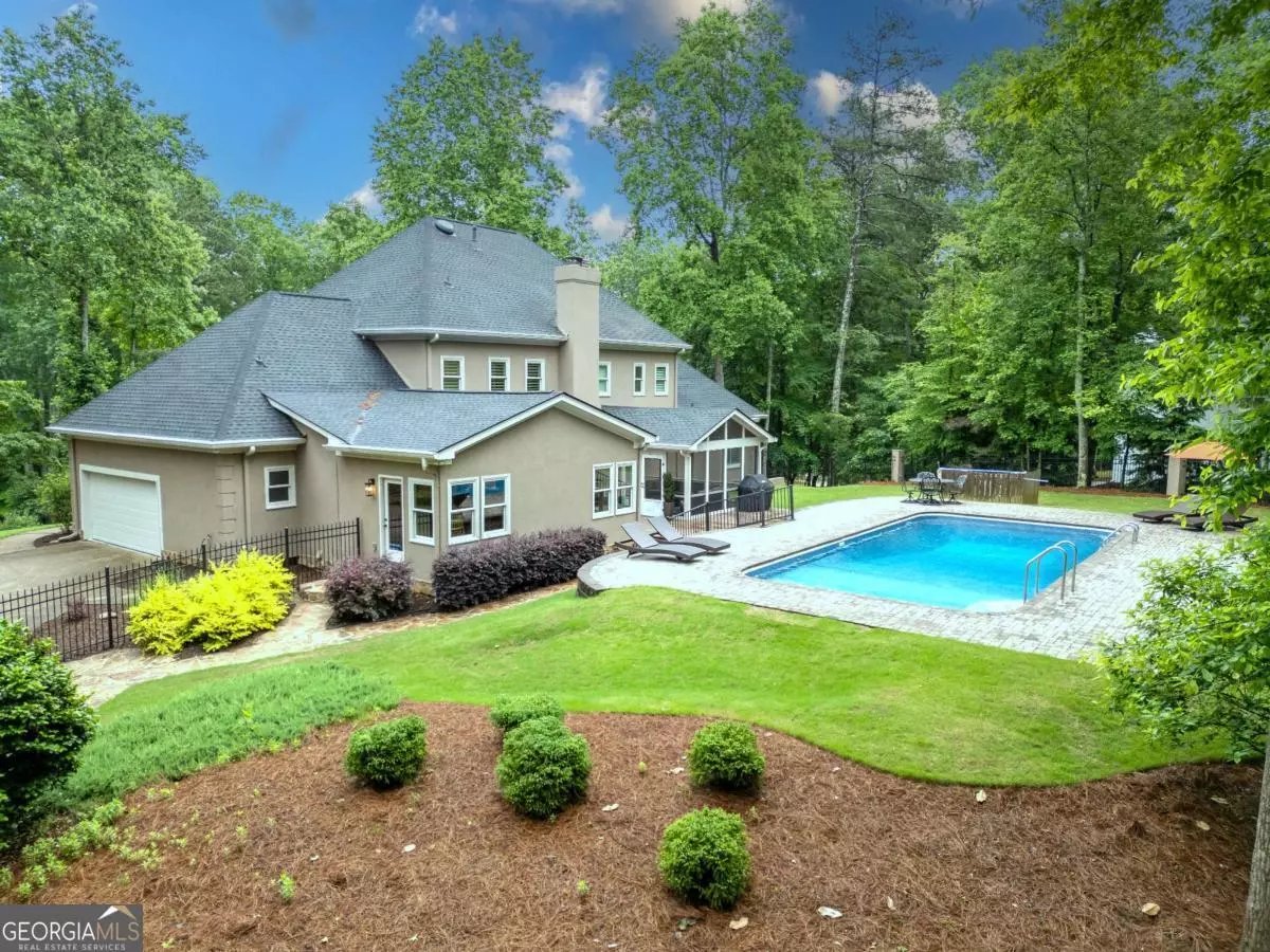Johns Creek, GA 30022,9950 Farmbrook LN